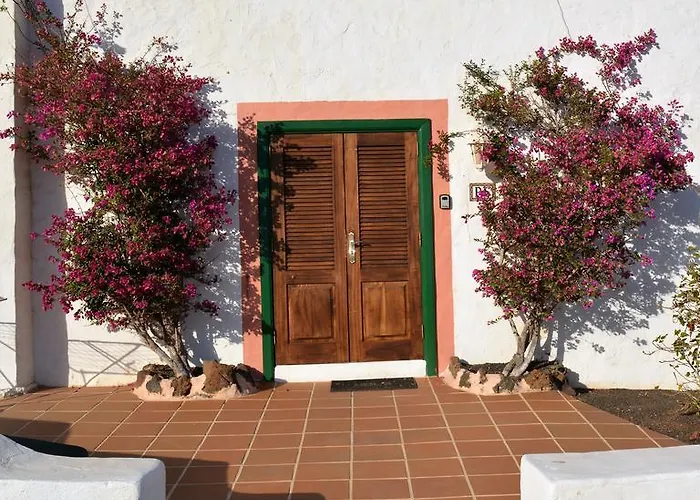 La Casa Caldera * Femés